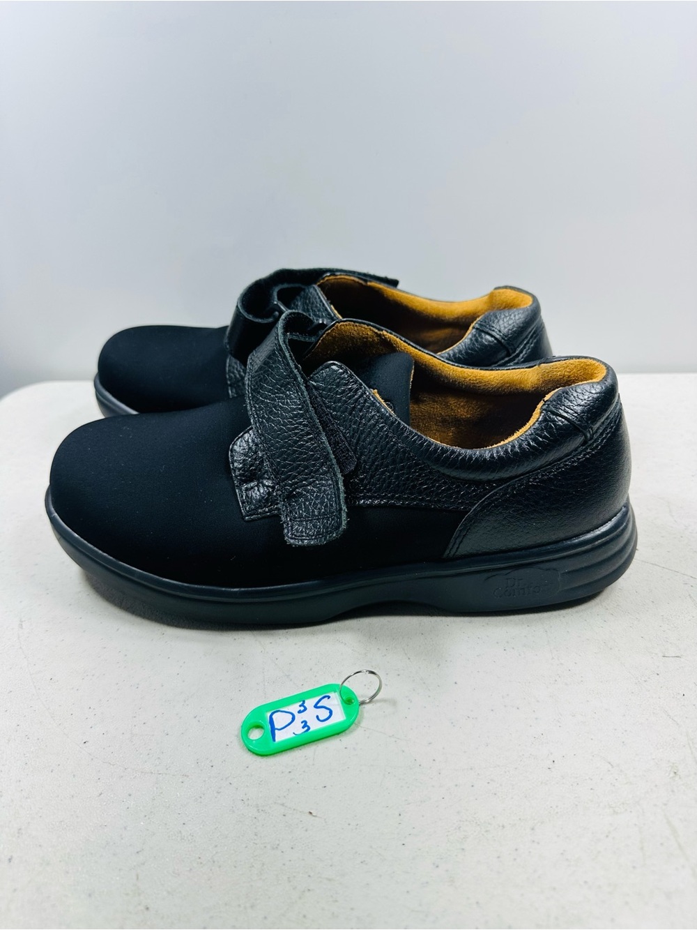 Women's Dr Comfort Annie X Strappy Loafers Shoes Size 9,5W Wide Black Orthotic